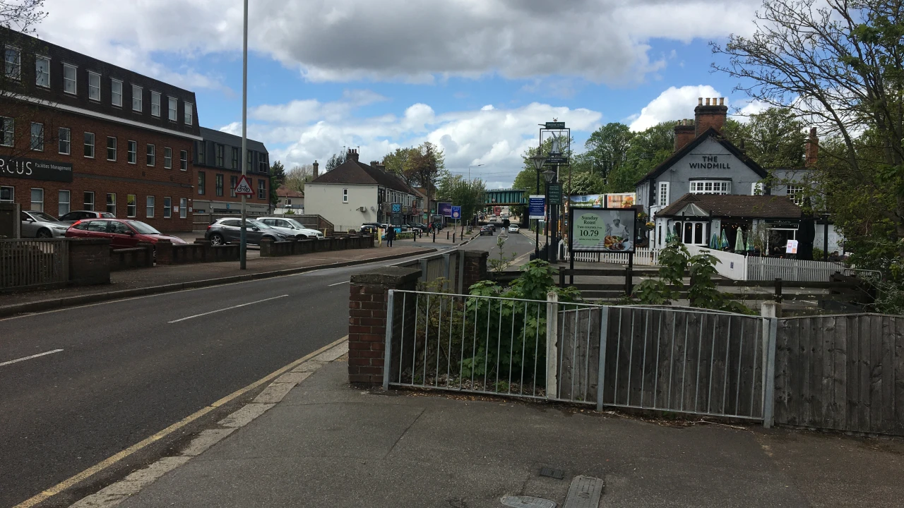 The Windmill, Upminster Bridge